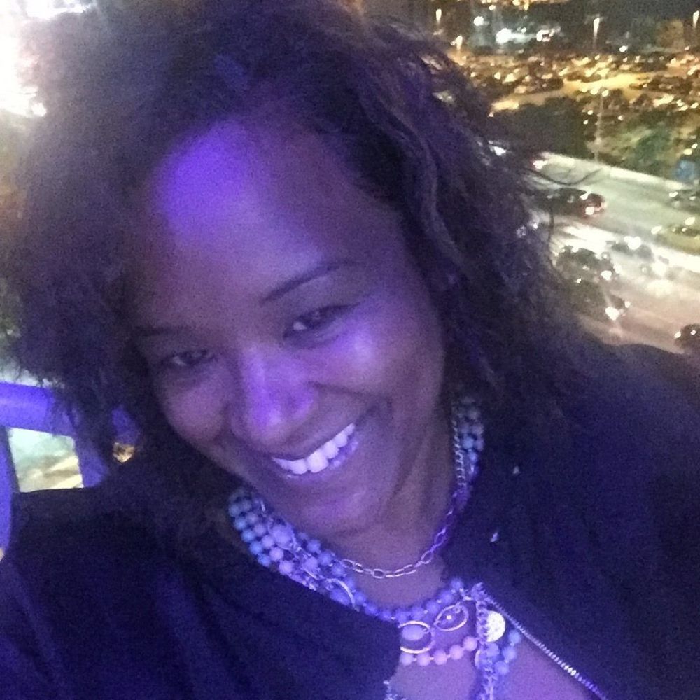 Meet your Posher, Monique